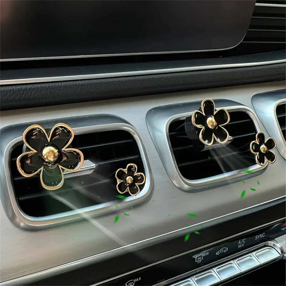 Car Air Vent Perfume Clip Set Flower Daisy Design Aromatherapy Freshener
