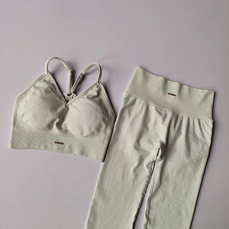 Seamless Hip-Lifting Yoga Set