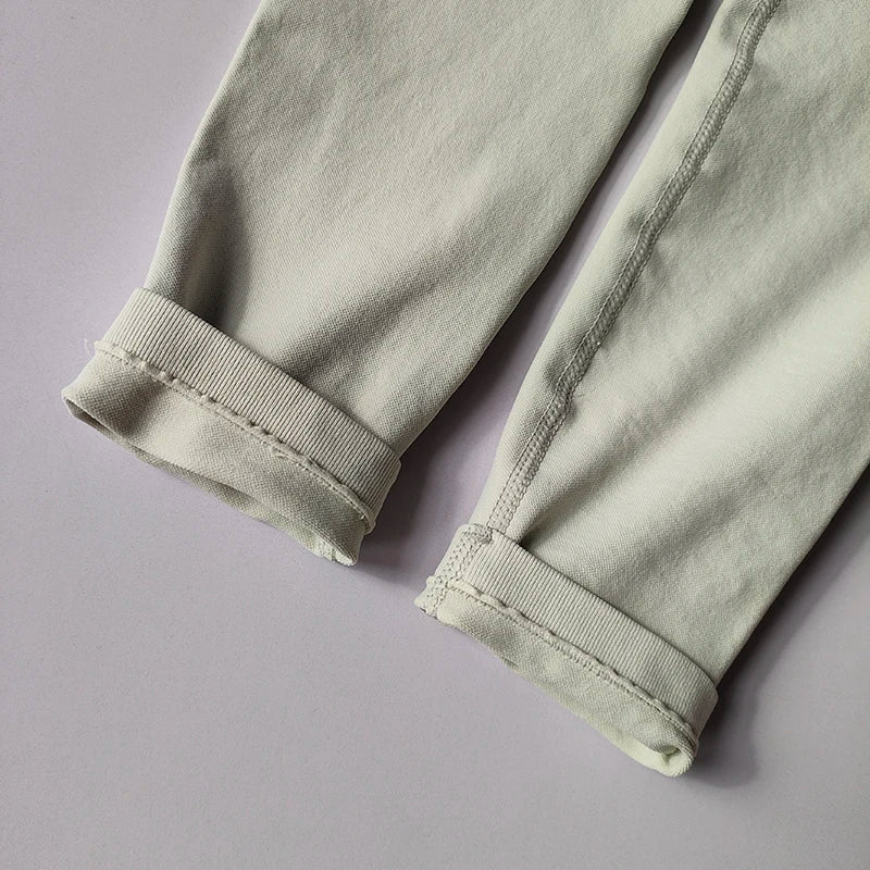 Seamless Hip-Lifting Yoga Set